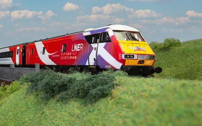 LNER, Flying Scotsman, Mk4 DVT, 82205 - Era 11