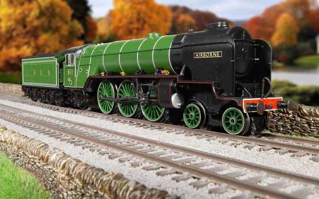 LNER, Thompson Class A2/3, 4-6-2, 511 'Airborne' - Era 3