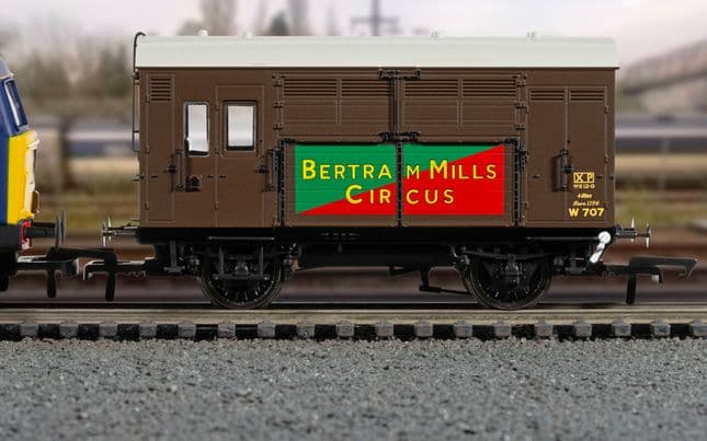 BR - Bertram Mills Circus 707 - Horse Box