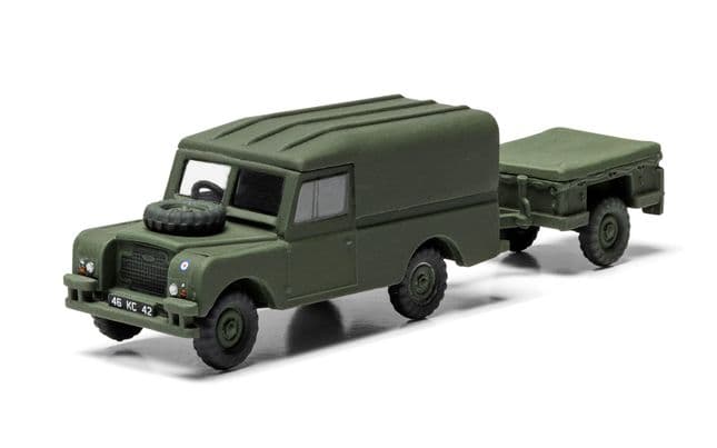 LWB Land Rover (Hard Top) &amp; Trailer