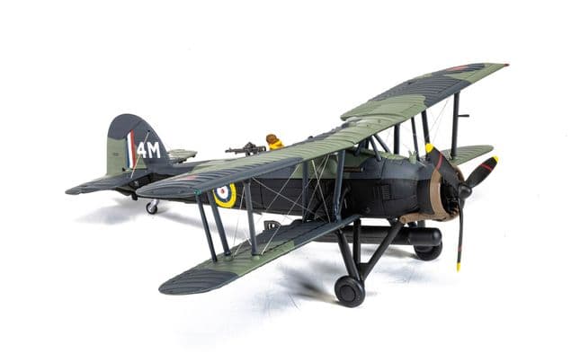 Fairey Swordfish Mk.I P4154/L4M, Lt(A) H. Swayne RN (Pilot) and Sub Lt(A) J. Buscall RNVR (Observer)