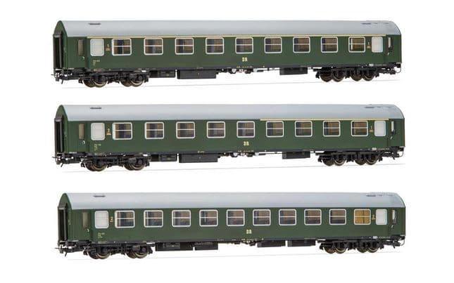 DR, 3-unit set of coaches, green livery, including 1 x 1st class coach, 1 x 1st/2nd class coach and 1 x sleeperette coach, period III. Suitable AC wheelsets for this item: HC6104 (11,50 x 24.00 mm)