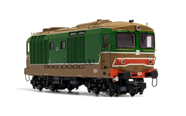 FS, diesel locomotive D.445, 1st series, original green/isabella livery, period IV-V