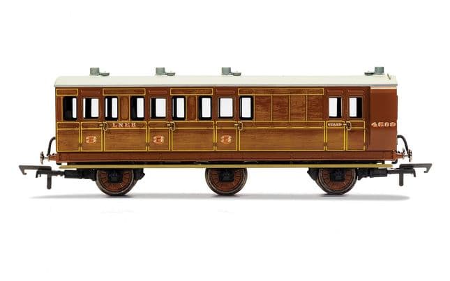 LNER, 6 Wheel Coach, Brake 3rd Class, Fitted Lights, 4589 - Era 3