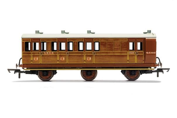 LNER 6 Wheel Coach Brake 3rd Class Fitted Lights 4589 Era 3