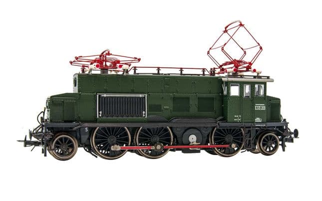 DB, electric locomotive E 33 020, green livery, period III, with DCC-sounddecoder