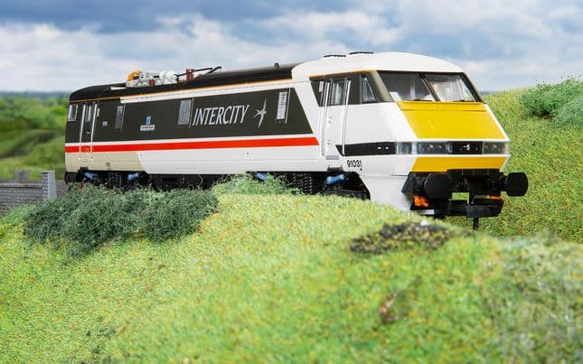 BR Intercity - Class 91 - 91031 'Sir Henry Royce'