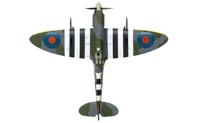 Supermarine Spitfire Mk.IX W/Cdr. J.E. Johnson