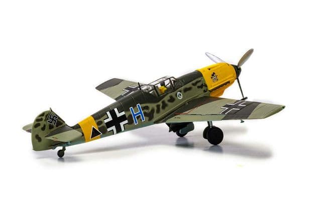 Messerschmitt Bf 109E-7/B Blue H Triangle, II
