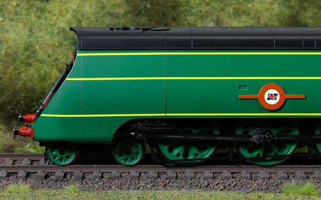 SR - Merchant Navy Class - 21C1 'Channel Packet' (With Steam Generator)