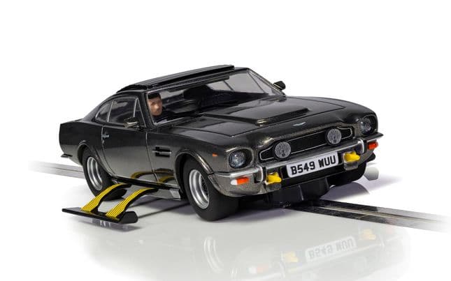 James Bond Aston Martin V8 - The Living Daylights