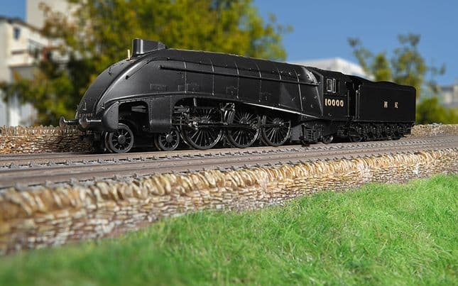 LNER, W1 Class, 'Hush Hush' Streamlined, 4-6-4, 10000 - Era 4