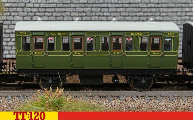 SR - 4 Wheel - '7512' - First Class Coach