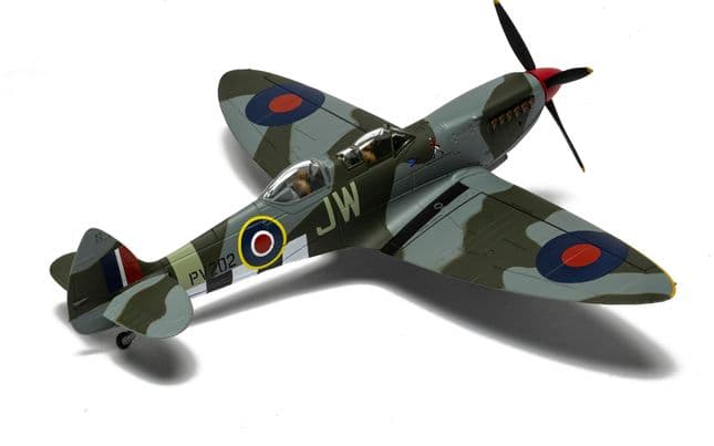 Supermarine Spitfire T9 - PV202 - Aerial Collective - Duxford Airfield