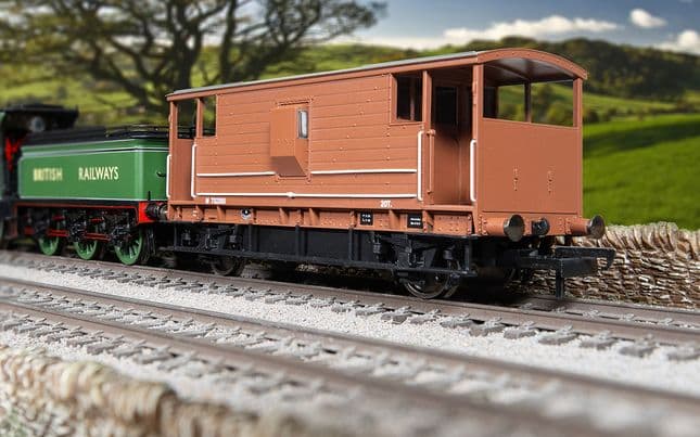 BR - Ex LMS - 732350 - 20T Brake Van