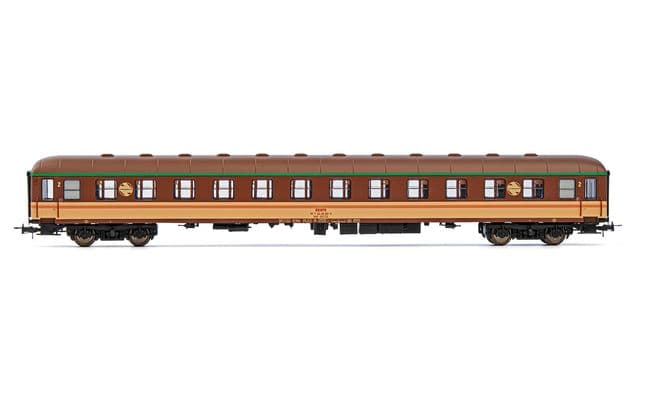 RENFE, coche BB-8500, decoración “Estrella” 2ª clase, ép. IV