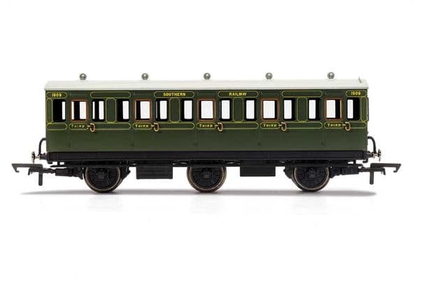 SR 6 Wheel Coach 3rd Class Fitted Lights 1909 Era 3