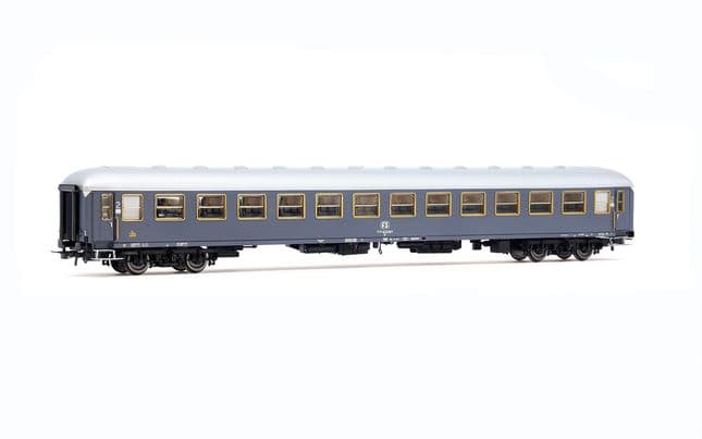 FS, 3-unit pack of Exp 234/235 Remus Roma – Wien, UIC-X '68 couchettes + UIC-X '68 2nd class grey + WLABm MU '73 TEN