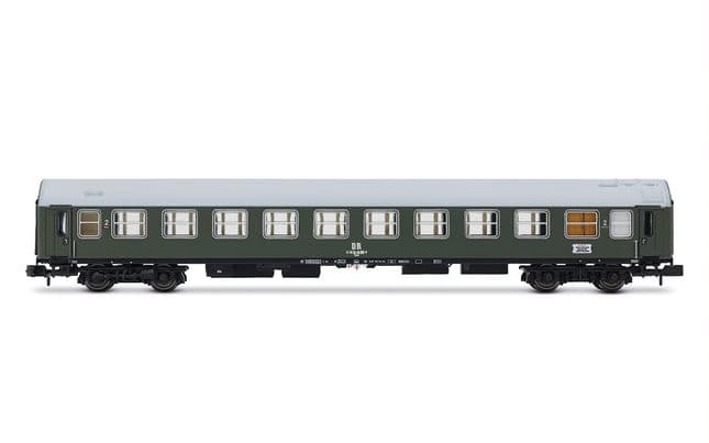 DR, 3-tlg. Set OSShD Typ B Reisezugwagen „Spree-Alpen-Express" in grün/roter Lackierung, bestehend aus 1 x Bc und 2 x WLAB, Ep. IV