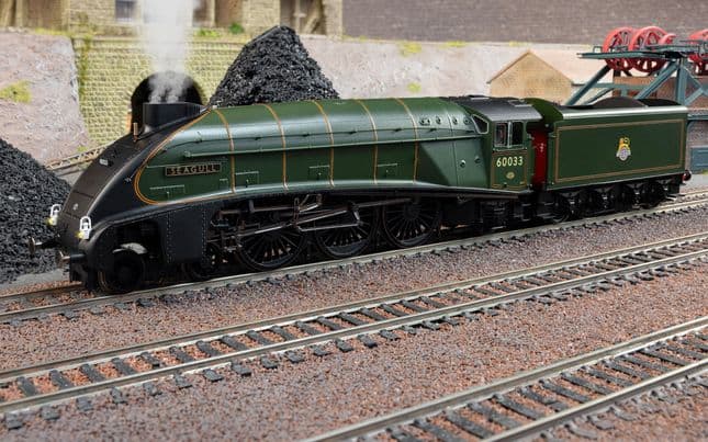 BR - Class A4 - 'Seagull' - 60033 (With Steam Generator)