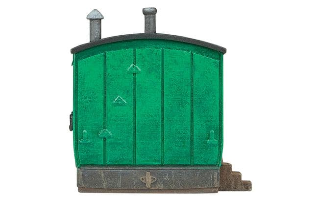 Grounded 6 Wheel Coach Summer House