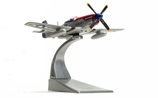 North American P-51D Mustang 'Jersey Jerk' - 356th USAAF  - Major Donald Strait