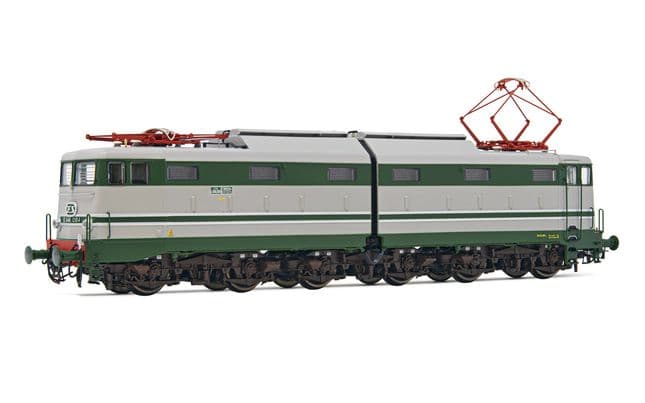 FS, electric locomotive E.646, 2nd series, green/grey livery with aluminium stripes, period IIIb