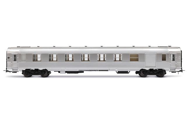 SNCF, 3-unit pack short DEV Inox coaches (2 x B8myfi 2nd cl. + A6Dzmyi luggage), ep. IIIa
