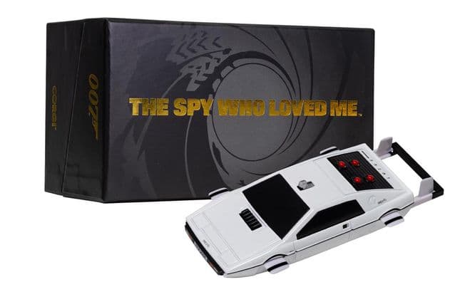James Bond - Lotus Esprit Submarine 'The Spy Who Loved Me'