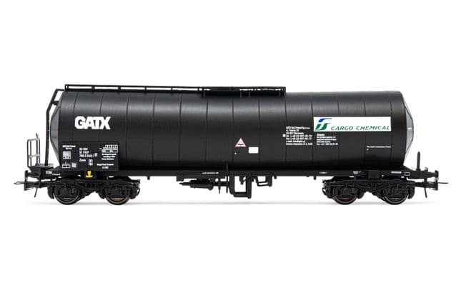 PKP/GATX, carro cisterna a 4 assi Zaes, livrea "FS Cargo Chemical", ep. VI. Assi sostitutivi per corrente alternata: HC6100 (10,27 x 25,20 mm)