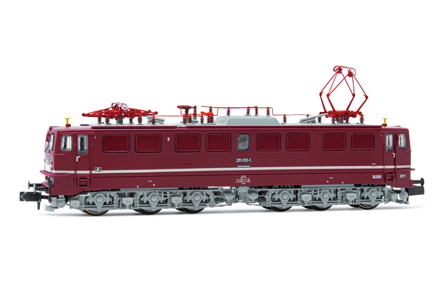 HN2526D DR, electric locomotive class 251, red livery with small white ...