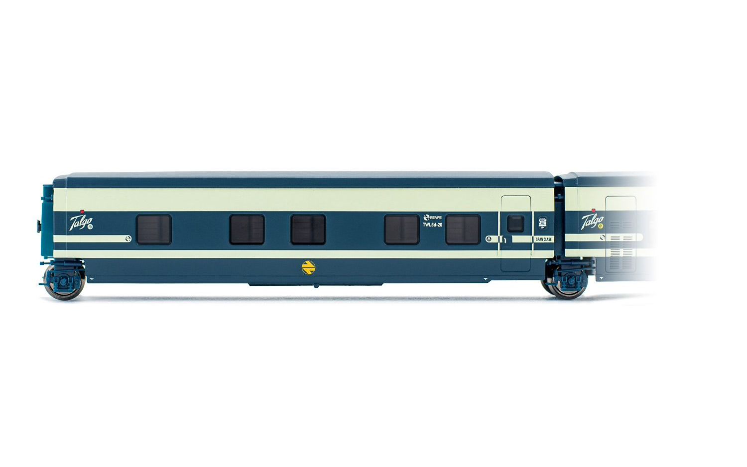 E3361 Electrotren (H0 1:87) RENFE, Trenhotel Talgo, sleeping coach with  door on the right side in original blue/beige livery, period IV