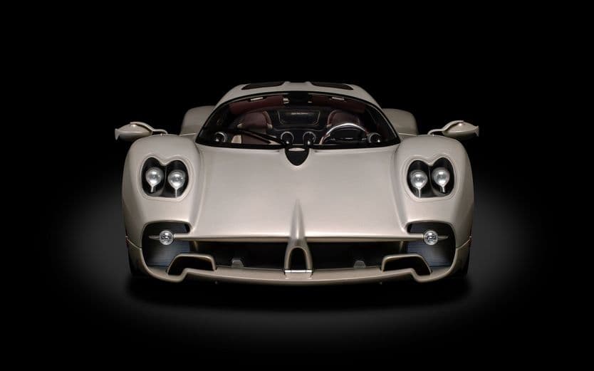 Pagani Utopia Coupé  - Rinascimento Lucido - 1:8 Scale Kit
