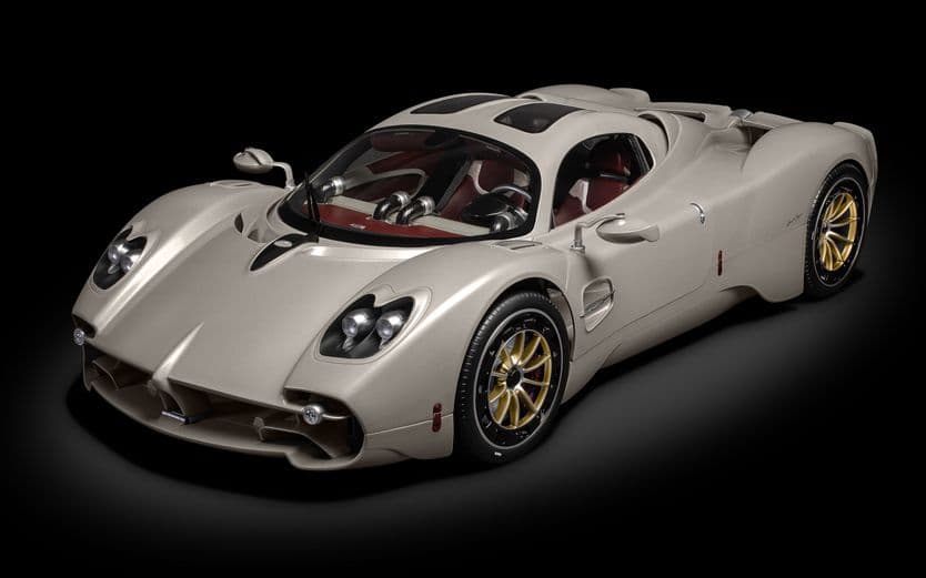 Pagani Utopia Coupé - Rinascimento Lucido &amp; Display Case