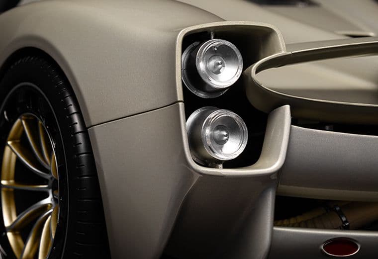 Pagani Utopia Coupé  - Rinascimento Lucido - 1:8 Scale Kit
