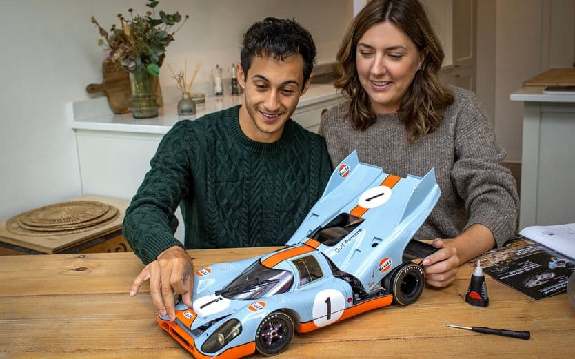 Porsche 917K - Gulf Edition - 1:8 Scale Kit