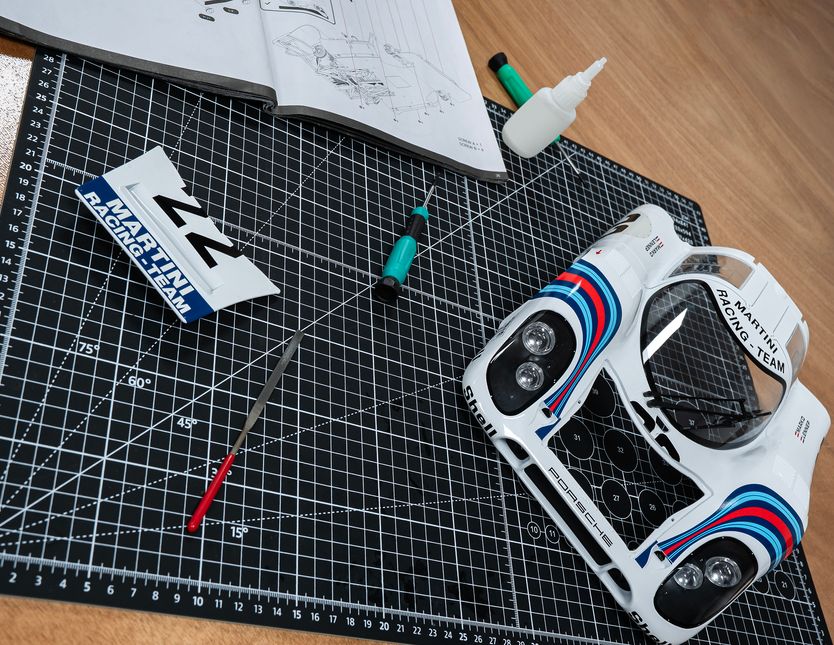 Porsche 917KH – MARTINI Edition -  1:8 Scale Kit