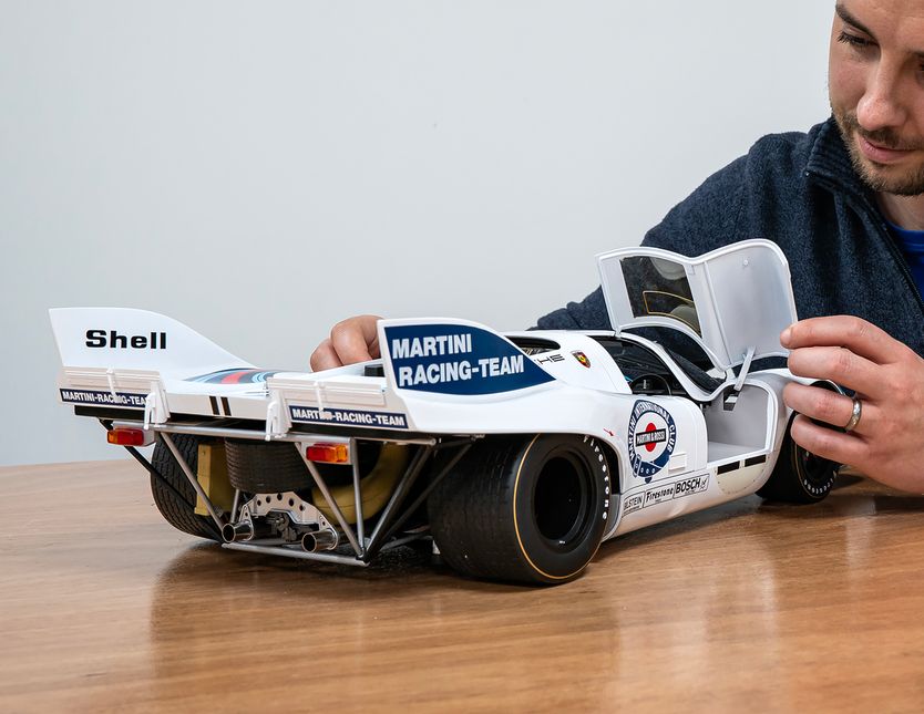 Porsche 917KH – MARTINI Edition -  1:8 Scale Kit